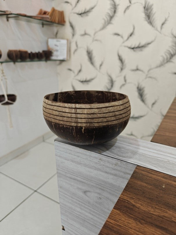 Recycled | Coconut Shell Round Bowl | Large | With fork and spoon