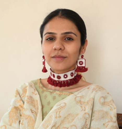 MORALFIBRE – CHOKER SET – DEEP RED AND OFF WHITE